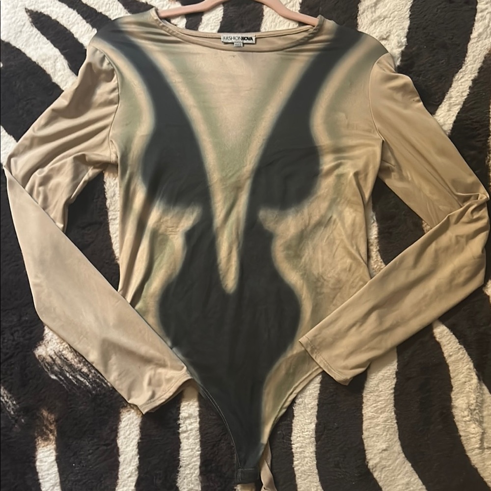 ALO Yoga Tan and Black Long Sleeve Bodysuit